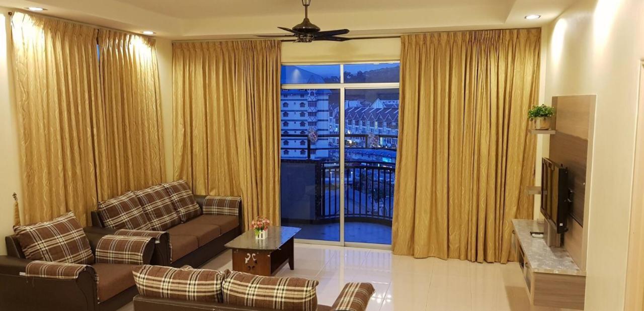 Crown Imperial Court Apartment مرتفعات كاميرون المظهر الخارجي الصورة
